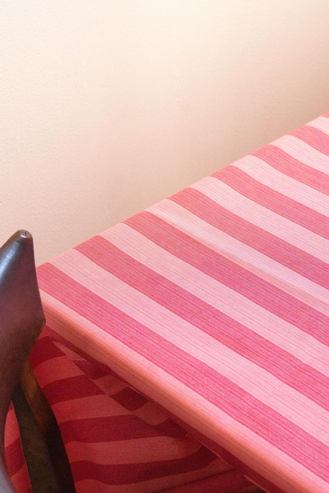 MANTEL ANTIMANCHAS ILLETA ROSA